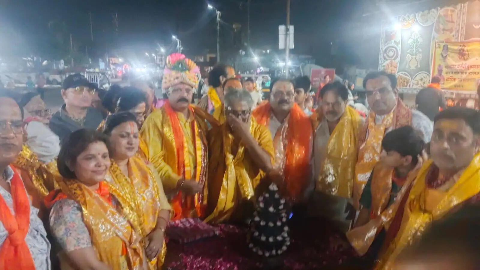 वृंदावन में निकली भगवान परशुराम शोभायात्रा में उमड़ा आस्था का सैलाब