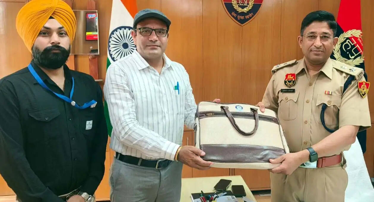 हांसी जिला स्व-गणना में टॉप फाइव में शामिल, डीसी बोले, टीम पर पूरा भरोसा पहले स्थान पर होंगे काबिज