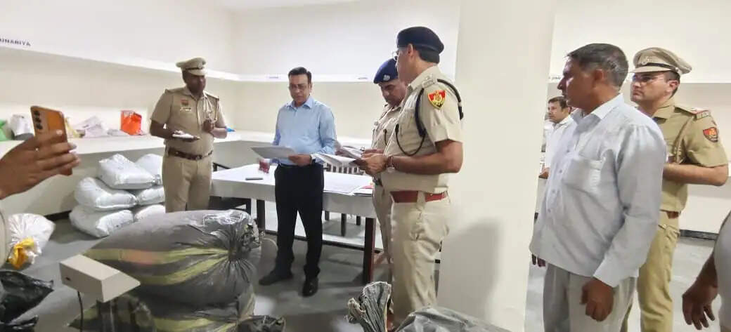 जींद : पुलिस महानिरीक्षक ने मादक द्रव एवं नशीले प्रदार्थ मालखाना का किया निरीक्षण