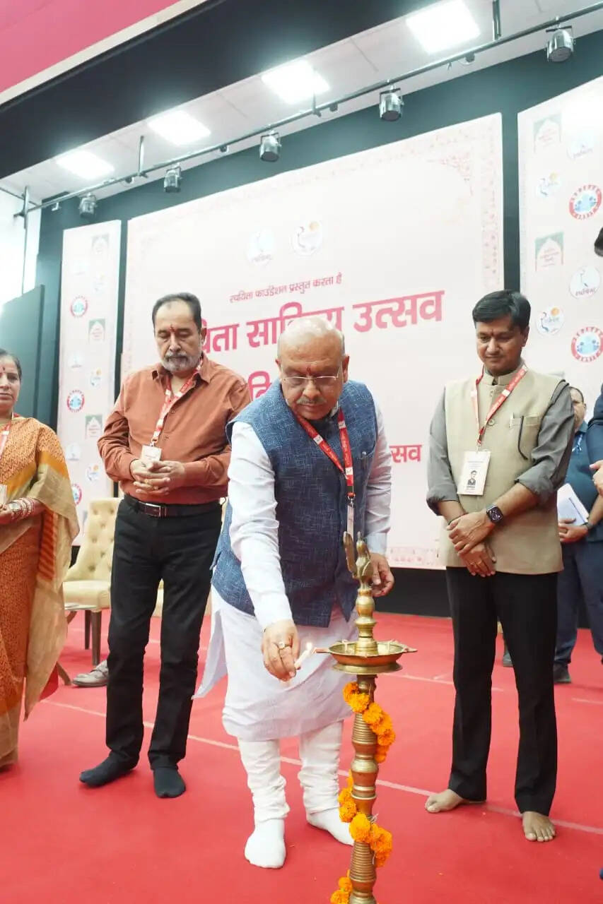 भाषा राष्ट्र की आत्मा और साहित्य उसके मूल्यों को स्थायी बनाता है : विजेंद्र गुप्ता