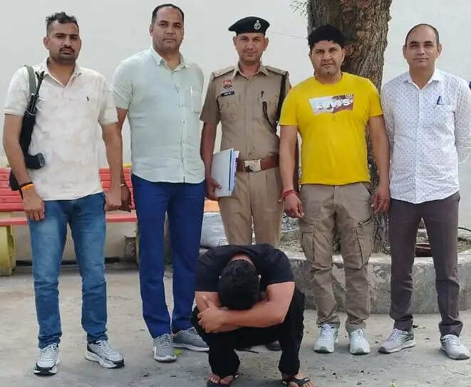 कैथल: खरौदी में मकान के पीछे अफीम की खेती, 15 किलो पौधे बरामद, आरोपी गिरफ्तार