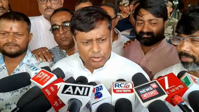 तृणमूल कांग्रेस ताश के पत्तों की तरह बिखर रही : सुकांत मजूमदार