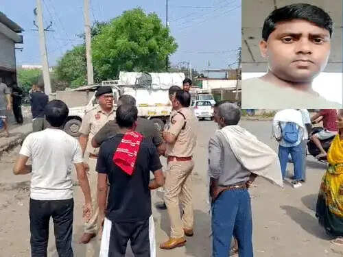 फरीदाबाद : शराब ठेके के पास मिला युवक का शव, हत्या की आशंका