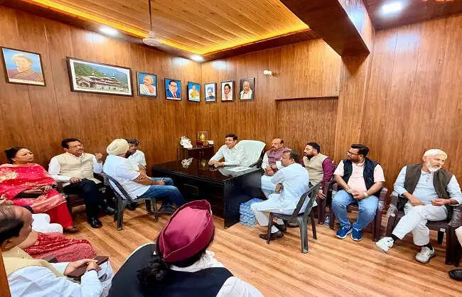 कांग्रेस देहरादून में निकालेगी न्याय यात्रा, तैयारियों पर चर्चा