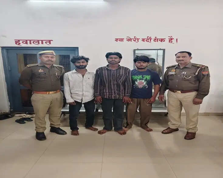 इमामबाड़े में चोरी और तोड़फोड़ करने वाले तीन आरोपित गिरफ्तार