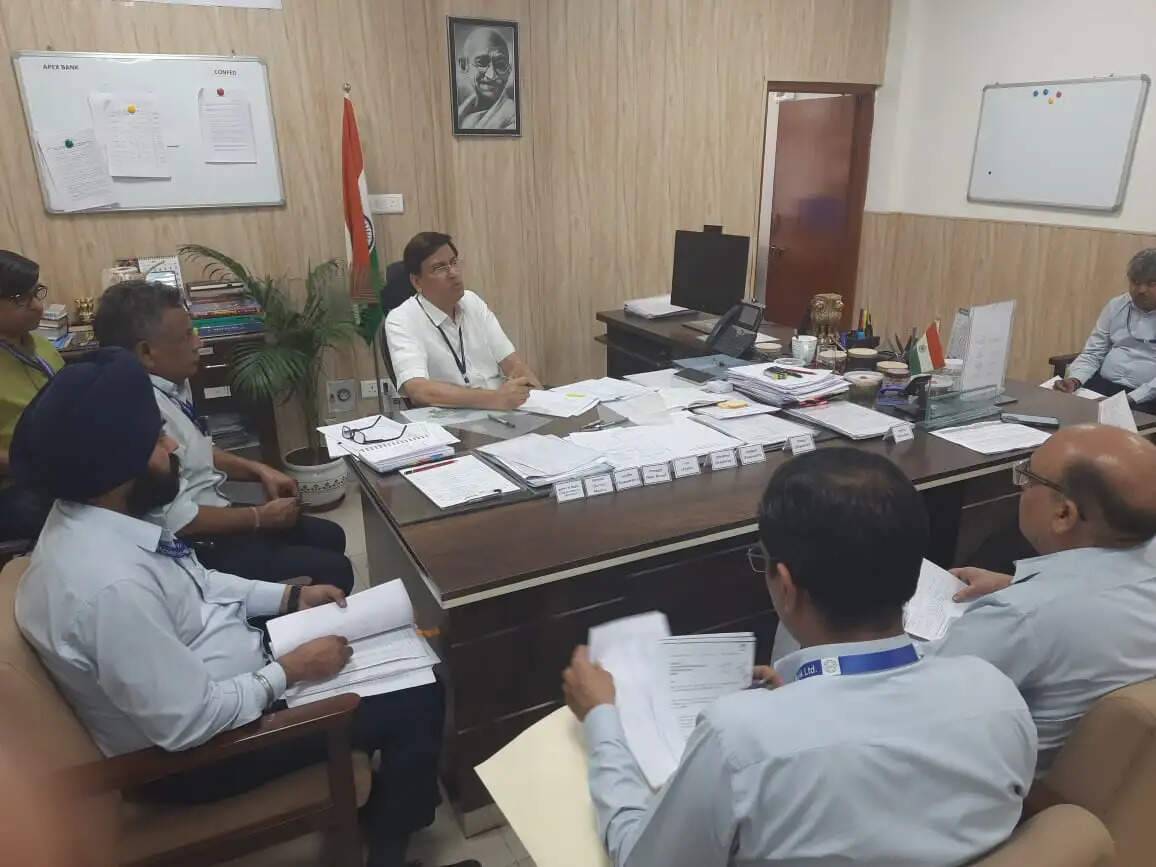 सहकारी समितियों के जरिए गांव-गांव पहुंचेगी बैंकिंग सुविधा