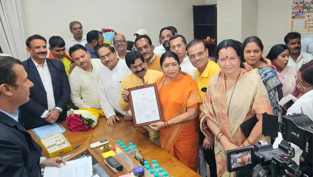 छत्तीसगढ़ में राज्यसभा के लिए निर्विरोध चुनीं गईं लक्ष्मी वर्मा और फूलो देवी नेताम