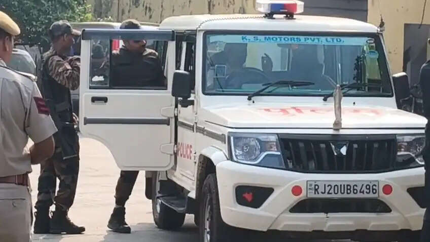टाइगर श्रॉफ फायरिंग केस में कोटा से गिरफ्तार 3 आरोपितों को लेकर मुंबई पुलिस रवाना
