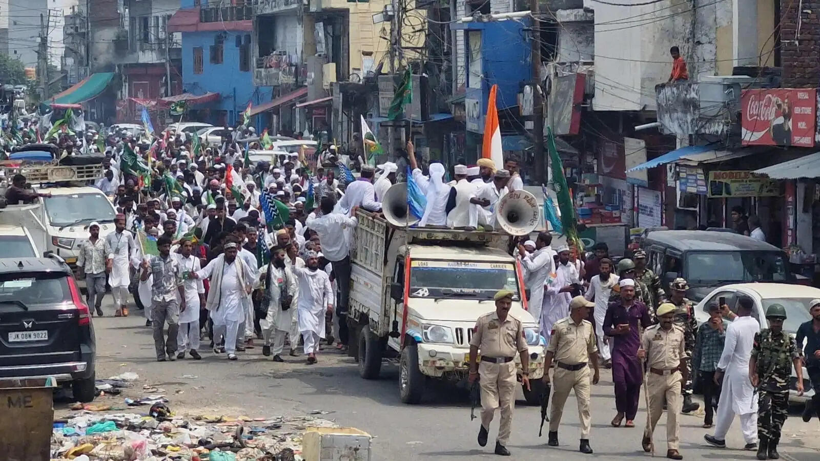 ईद ए मिलाद उन नबी पर कठुआ में निकली रैली, आपसी भाईचारे का दिया संदेश
