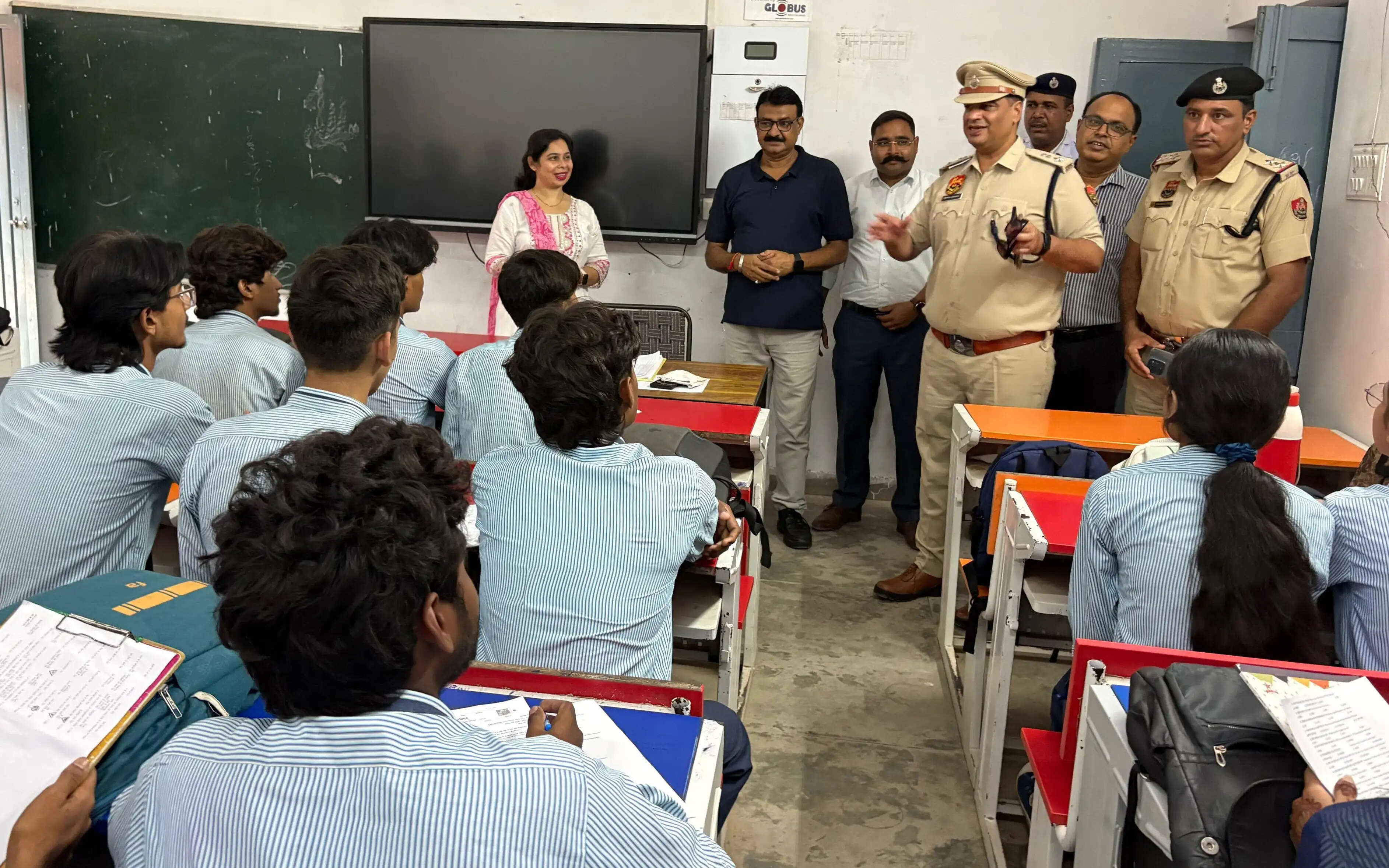 सिरसा: सडक़ सुरक्षा क्विज कंपीटिशन में एक लाख 70 हजार विद्यार्थियों ने लिया हिस्सा