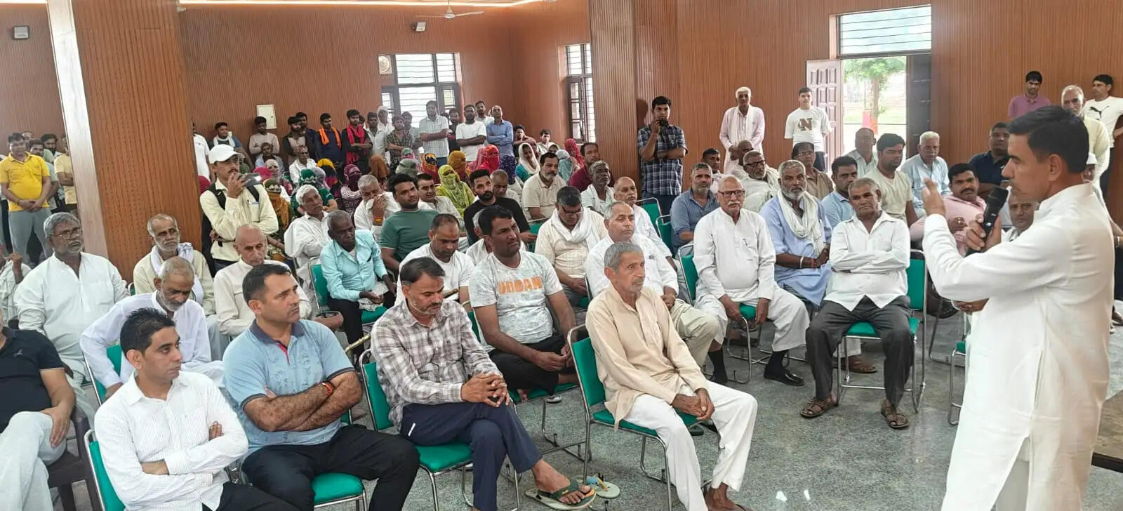 गुरुग्राम: हाजीपुर-पातली में ग्रामीणों ने डंपिंग यार्ड के खिलाफ भरी हुंकार