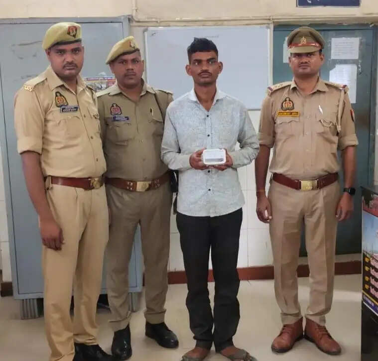 जीआरपी के हत्थे चढ़ा शातिर चोर, तीन लाख की कीमत का मंगलसूत्र बरामद