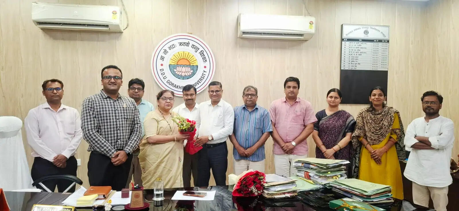 प्रो. विमलेश मिश्र ने संभाली हिंदी विभागाध्यक्ष की जिम्मेदारी