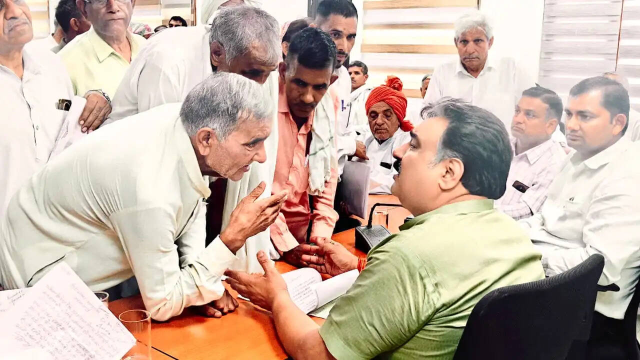 जींद : सरकार का उद्देश्य विकास योजनाओं का लाभ समाज के अंतिम व्यक्ति तक पहुंचाना : डिप्टी स्पीकर