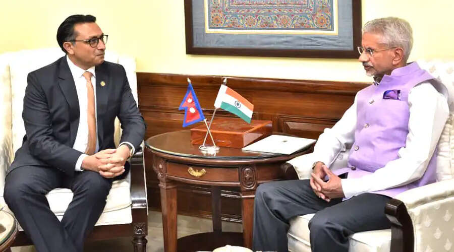 नेपाल के वित्त मंत्री स्वर्णिम वाग्ले ने भारतीय विदेश मंत्री एस. जयशंकर से की मुलाकात, आर्थिक सहयोग पर हुई चर्चा