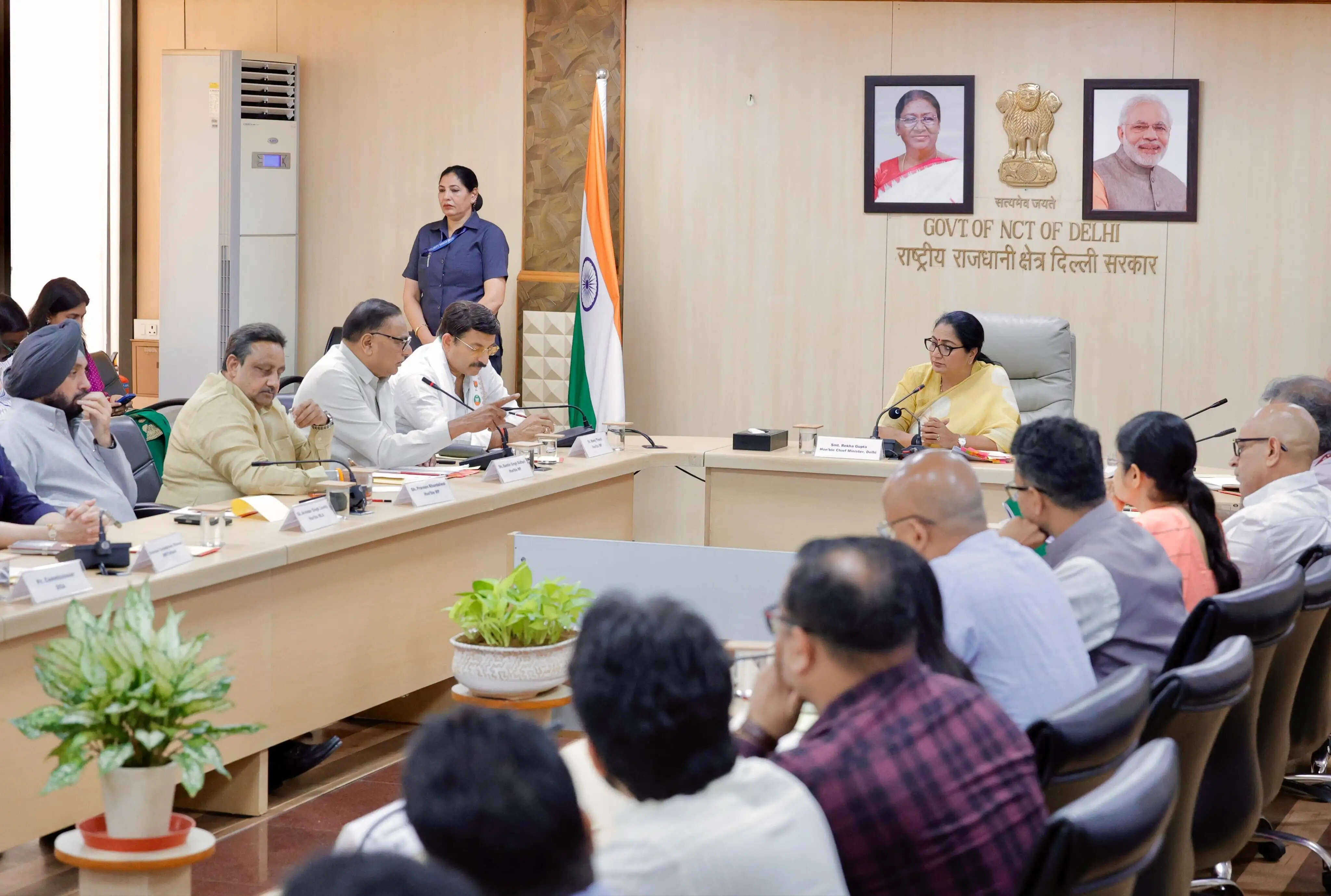 ओ-जोन से जुड़े विषयों पर उच्च न्यायालय का आदेश केवल नए निर्माणों से संबंधित : रेखा गुप्ता