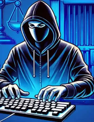 साइबर अपराधियों ने महिला से ठगे आठ लाख रुपये, प्राथमिकी दर्ज