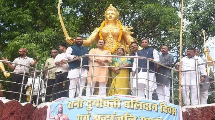 वीरांगना रानी दुर्गावती का बलिदान राष्ट्र गौरव और नारी शक्ति का अमर प्रतीक: मंत्री संपतिया उइके