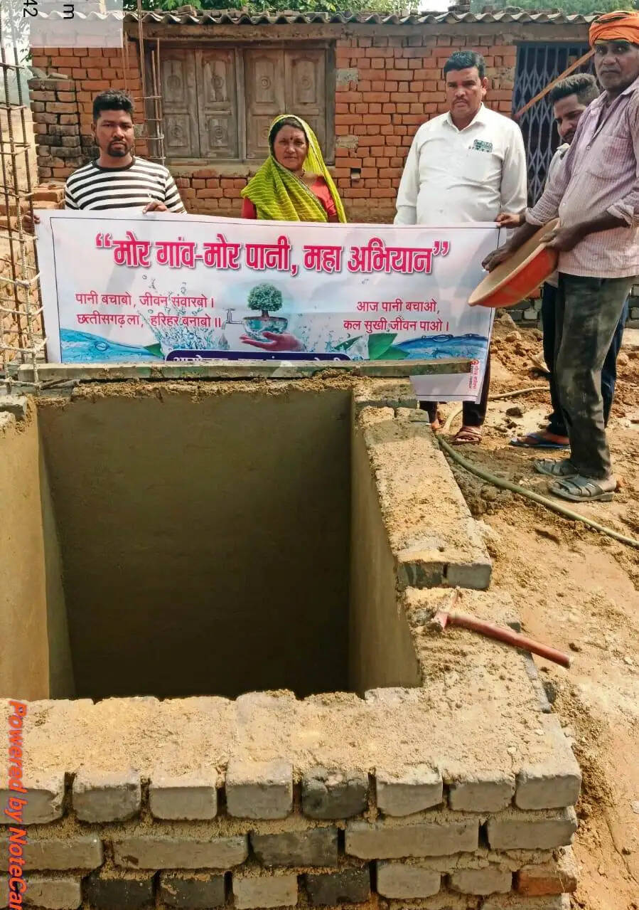 ‘मोर गांव–मोर पानी’ अभियान से गांव-गांव में जल संरक्षण को बढ़ावा, जिले में 18 हजार से अधिक सोक पिट का निर्माण