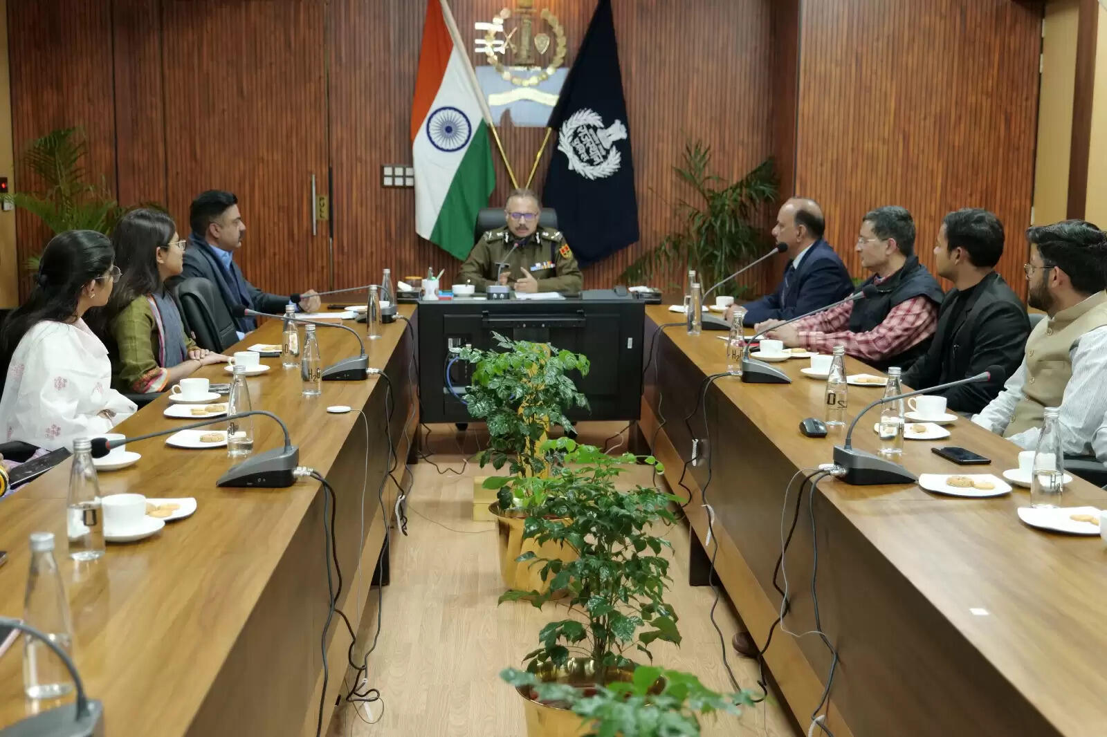 डीजीपी ने 2024 बैच के प्रोबेशनर आईएएस से किया प्रेरक संवाद