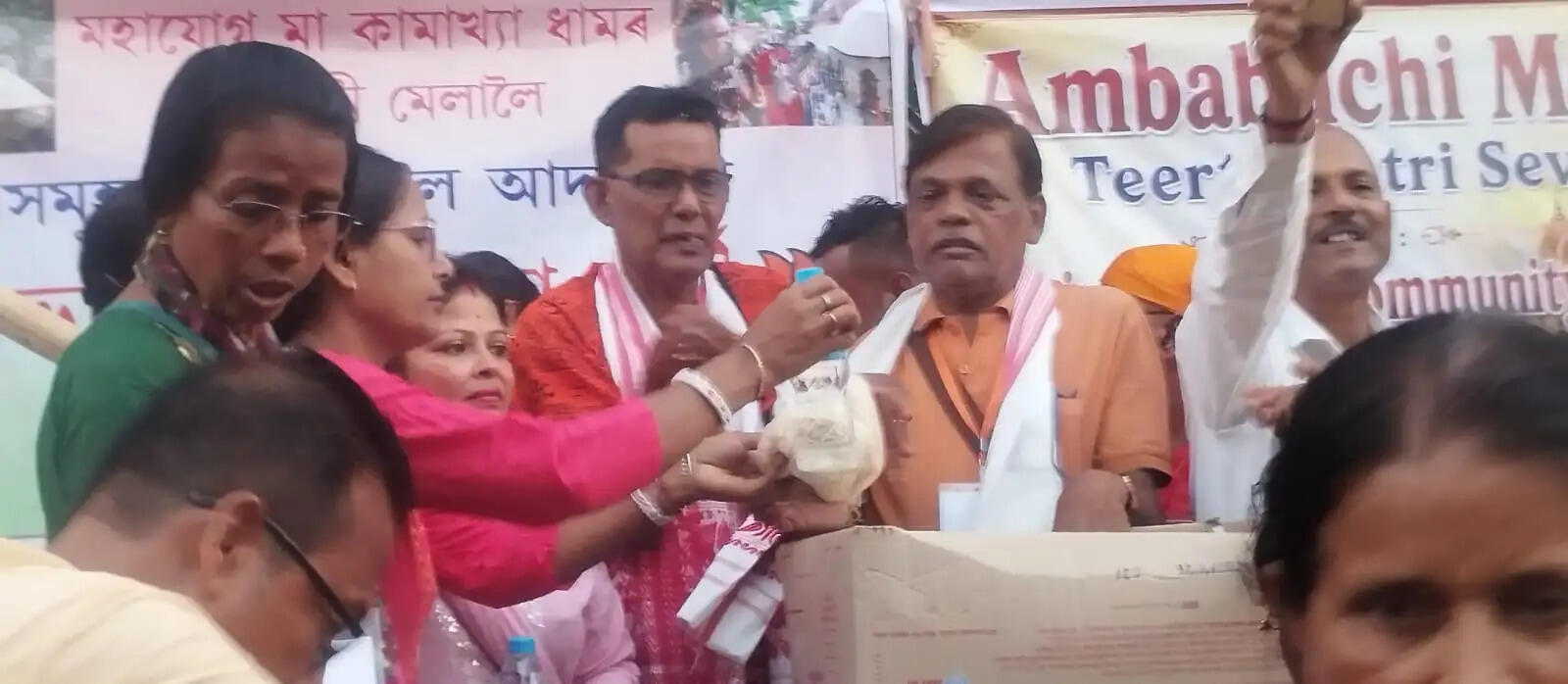 अंबुबासी मेले में श्रद्धालुओं की सेवा में जुटा भाजपा ओबीसी मोर्चा जालुकबाड़ी मंडल