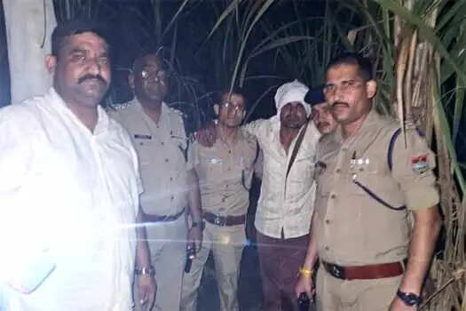 खानपुर मंदिर चोरी का खुलासा: मुठभेड़ में आरिफ गिरफ्तार