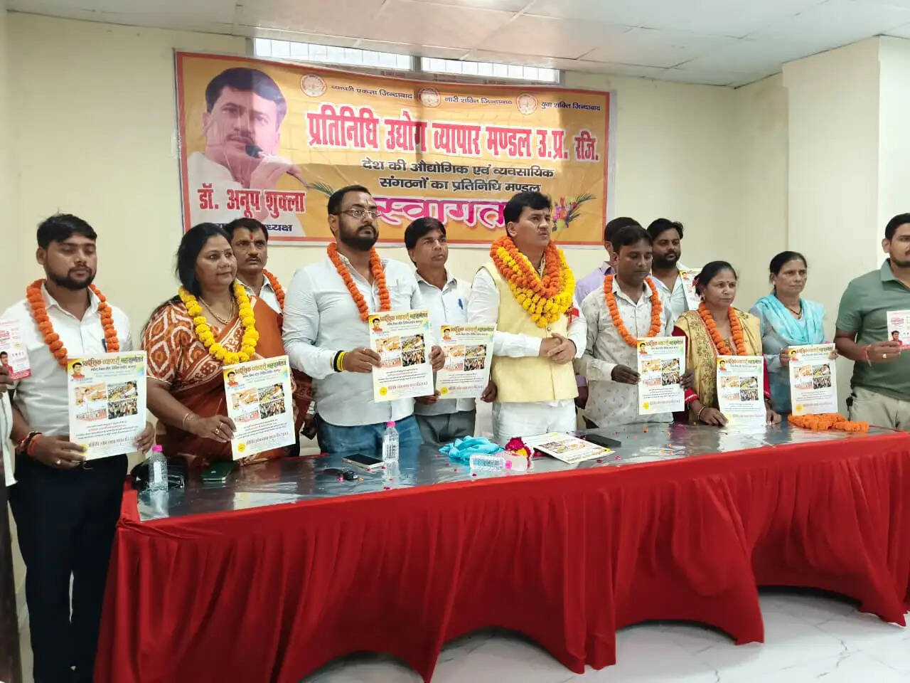 प्रदेश भर का व्यापारी 13 सितंबर को कानपुर में भरेगा हुंकार, उत्पीड़न बर्दाश्त नहीं करेगा व्यापारी वर्ग : डॉ. अनूप शुक्ला