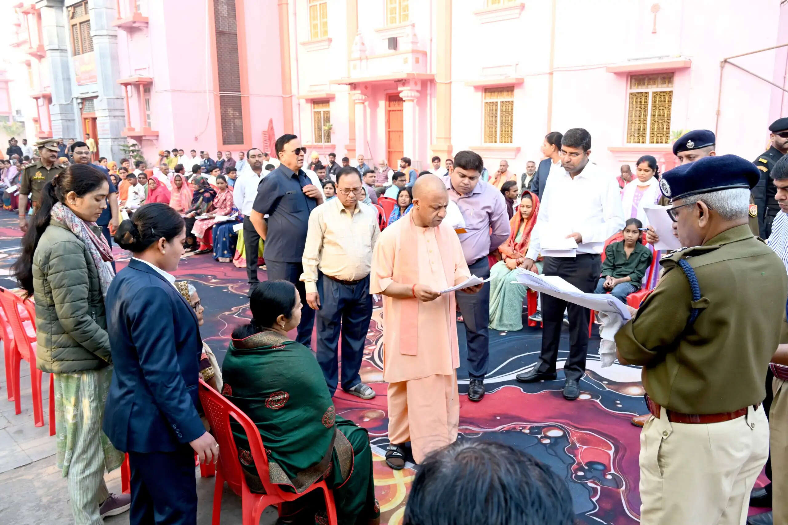 जन समस्याओं के निस्तारण में शिथिलता अक्षम्य: मुख्यमंत्री