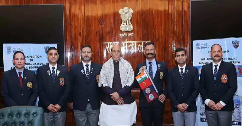 दक्षिण अमेरिका की सबसे ऊंची चोटी फतह करने के लिए दिल्ली से पर्वतारोही रवाना