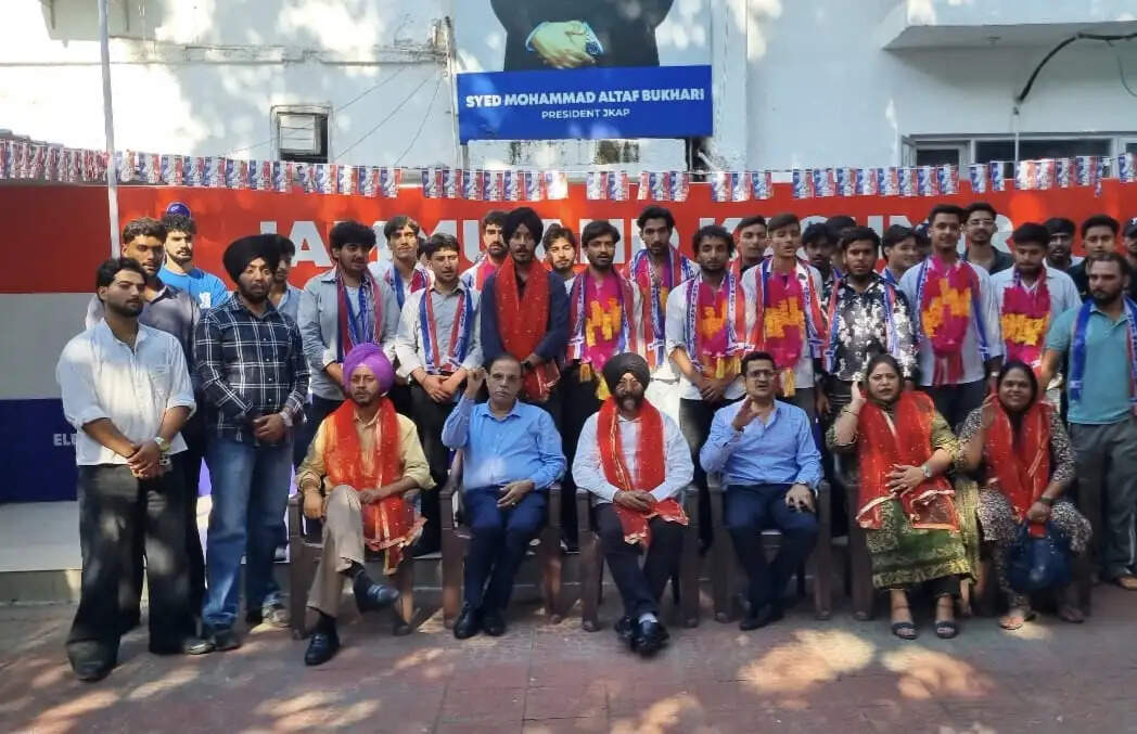 जीजीएम साइंस और पॉलीटेक्निक कॉलेज के लिए अपनी पार्टी स्टूडेंट यूनियन की नई कमेटियों का ऐलान