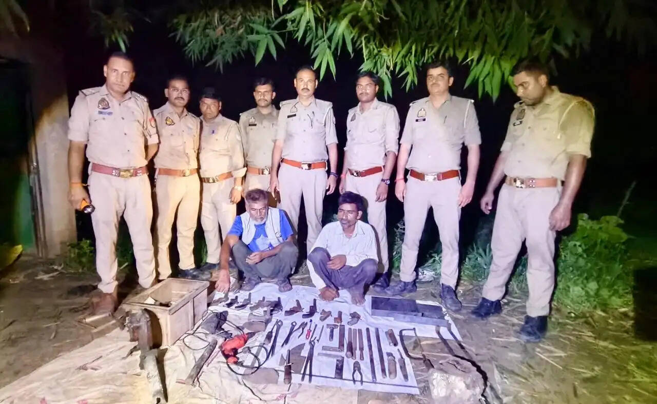 अवैध असलहा फैक्ट्री का भंडाफोड़, दो गिरफ्तार