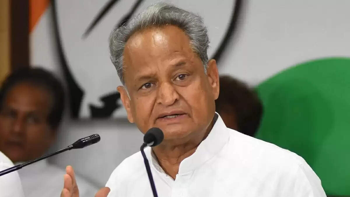 निकाय चुनाव में कांग्रेस की बेहतर तैयारी होती तो अधिक सीटें जीतते : गहलोत