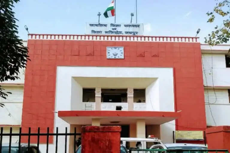मुख्यमंत्री युवा स्वरोजगार और पीएम विश्वकर्मा योजना के लंबित प्रकरण जल्द निपटाने के निर्देश