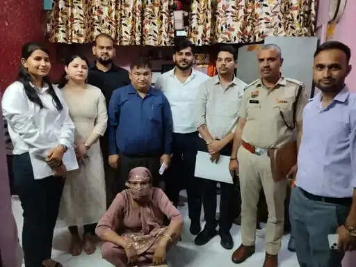 पलवल : घर में चल रहा था अवैध ‘क्लिनिक’, दसवीं पास महिला अवैध गर्भपात करते गिरफ्तार