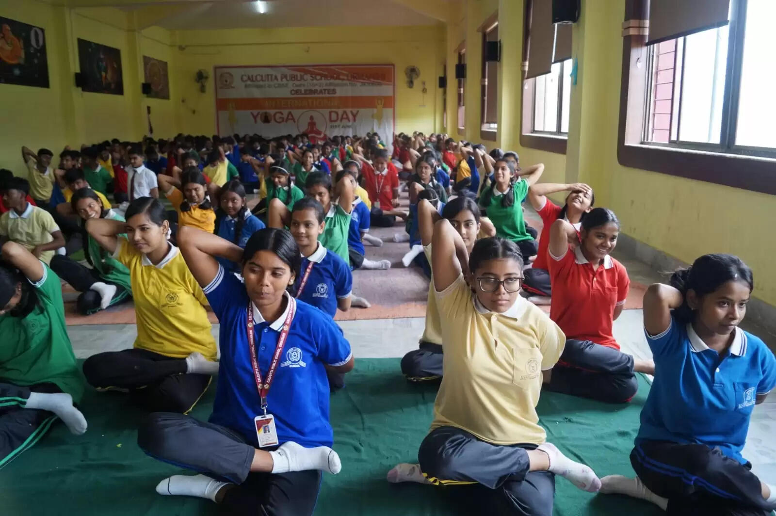 कलकत्ता पब्लिक स्कूल में छात्रों ने उत्‍साह से मनाया योग दिवस