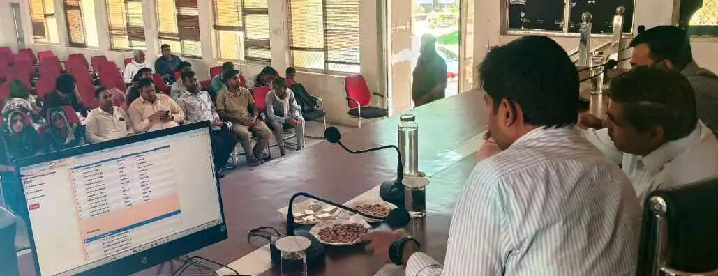 मुख्यमंत्री ग्रामीण आवास योजना में 13 लाभार्थियों को मिले प्लॉट