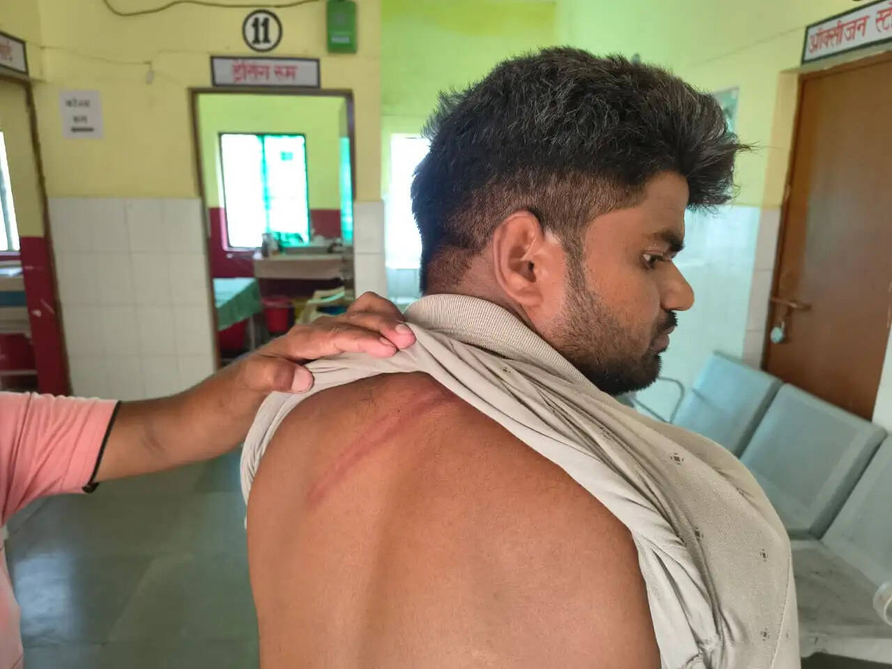 थाने के अंदर दीवान ने युवक की कर दी बेरहमी से पिटाई, एसओ ने जांच के दिये निर्देश