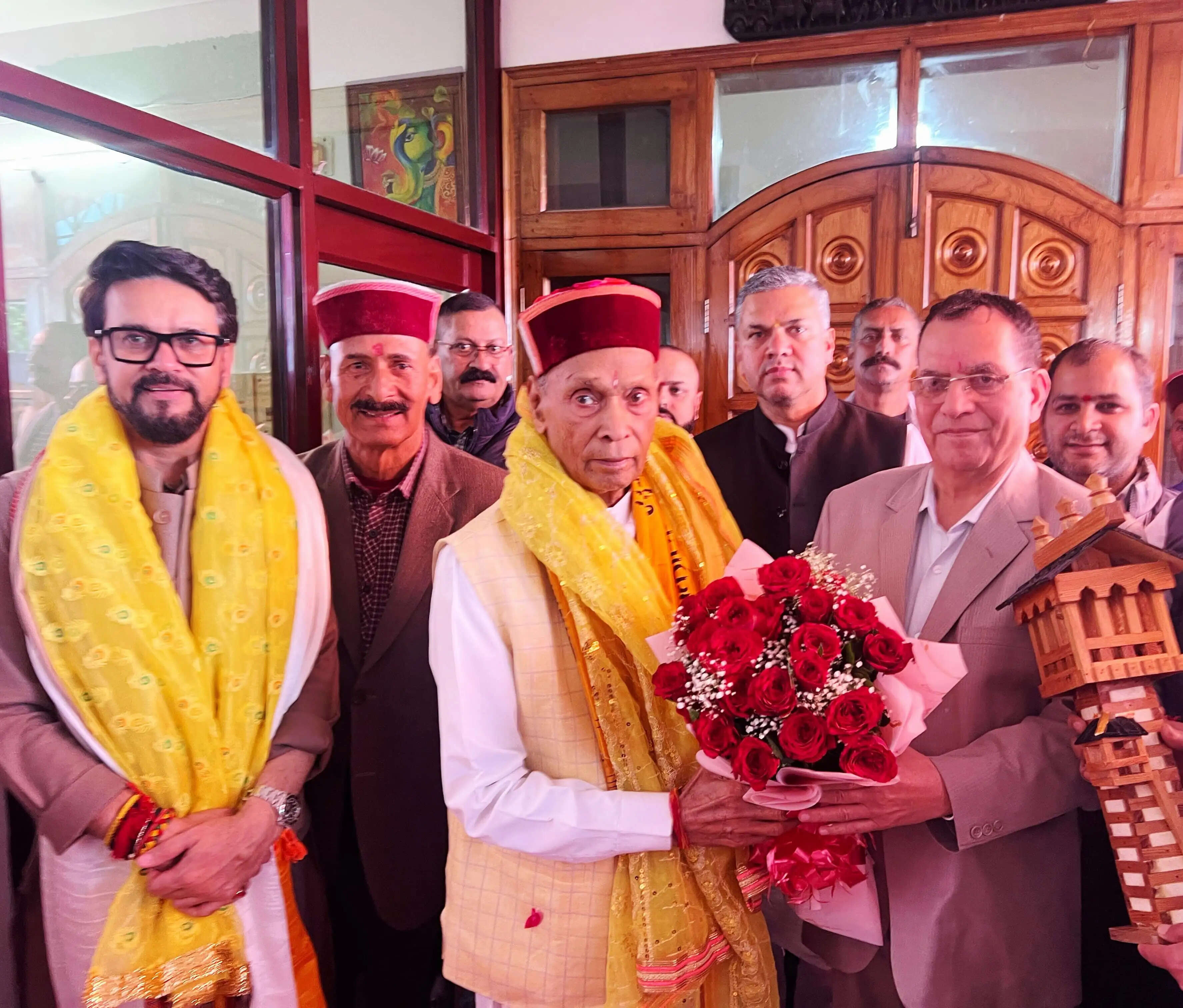 प्रोफेसर धूमल का जन्मदिन भाजपा द्वारा उत्साहपूर्वक मनाया गया