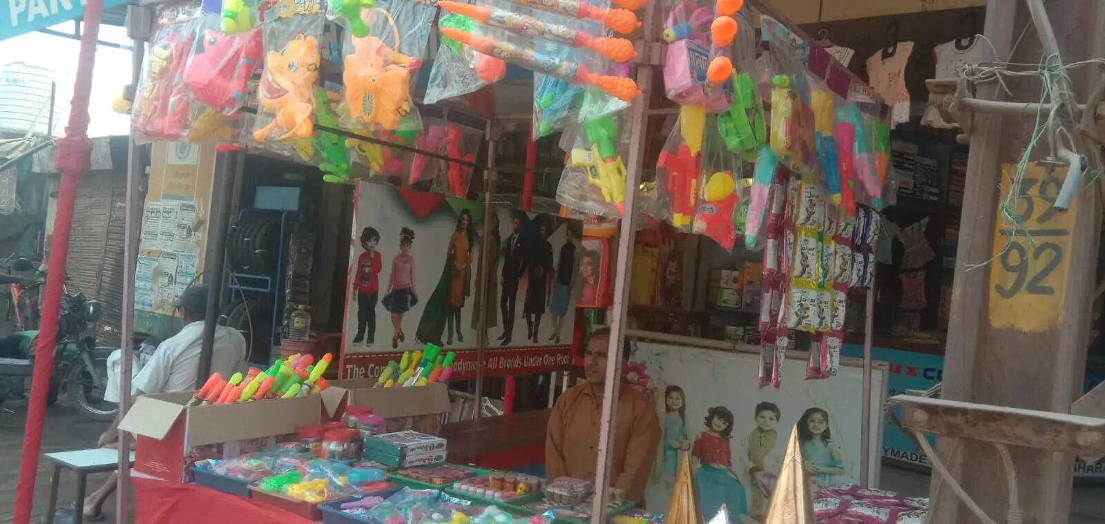 होली पर ओडिशा–महाराष्ट्र के बजेंगे नगाड़े, रंगों के साथ गूंजेगी थाप