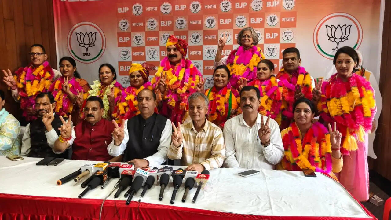 प्रदेश की चार में से तीन नगर निगमों पर भाजपा ने शानदार जीत हासिल कर कमल खिलाया : जयराम ठाकुर