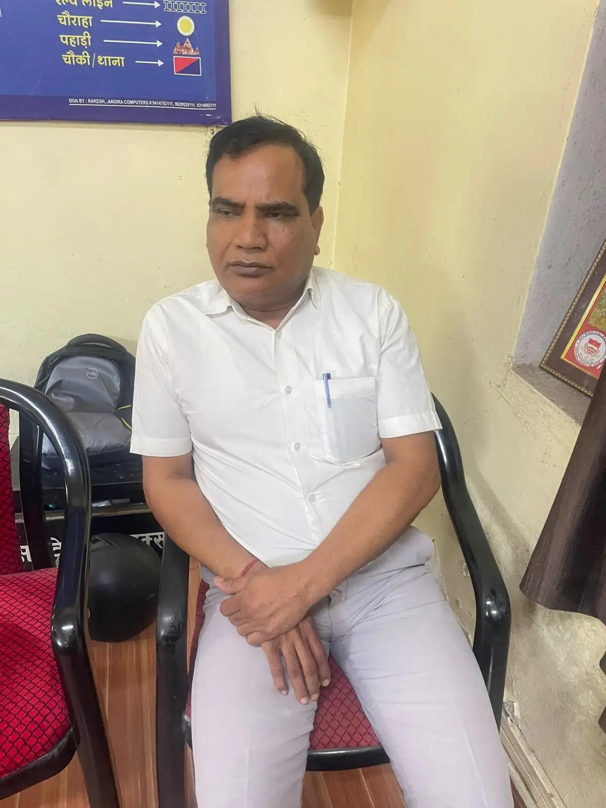 सार्वजनिक निर्माण विभाग अधिशासी अभियंता 25 हजार रुपये रिश्वत लेते गिरफ्तार