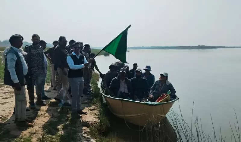 मप्रः चंबल नदी जलीय जीव एवं पक्षियों की वार्षिक गणना के लिए सर्वेक्षण दल रवाना