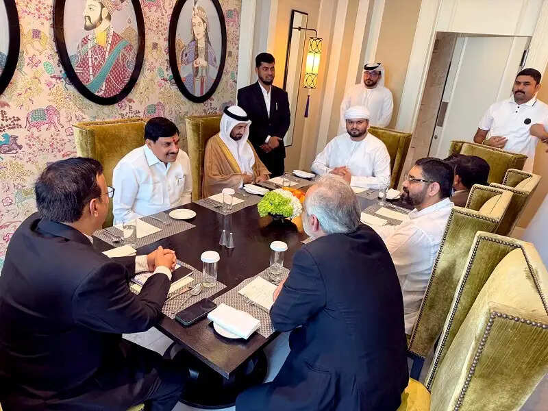 दुबई में मध्य प्रदेश के वैश्विक निवेश मिशन की प्रभावशाली शुरुआत