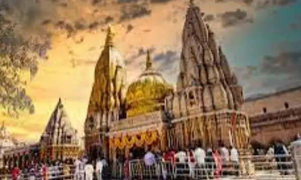 काशी विश्वनाथ मंदिर में श्रद्धालुओं के आवागमन के लिए विकल्प मार्ग तैयार : एसडीएम