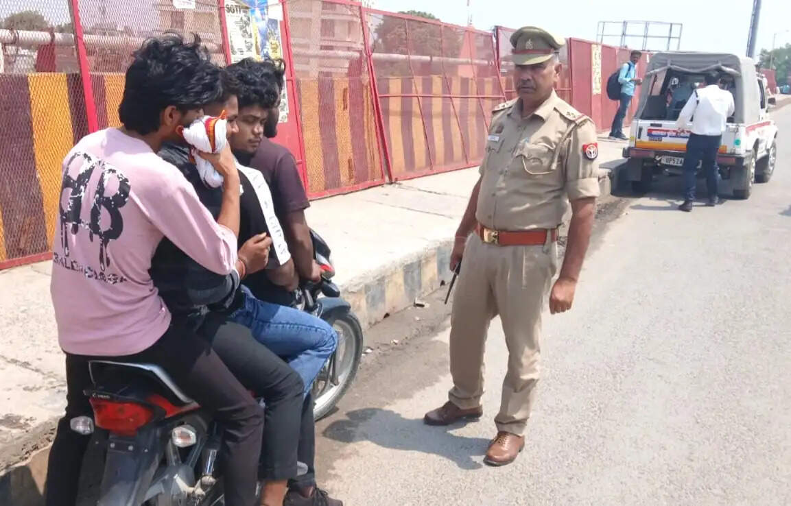 देवरिया में यातायात पुलिस ने किए 68 वाहनों का चालान और तीन वाहन सीज