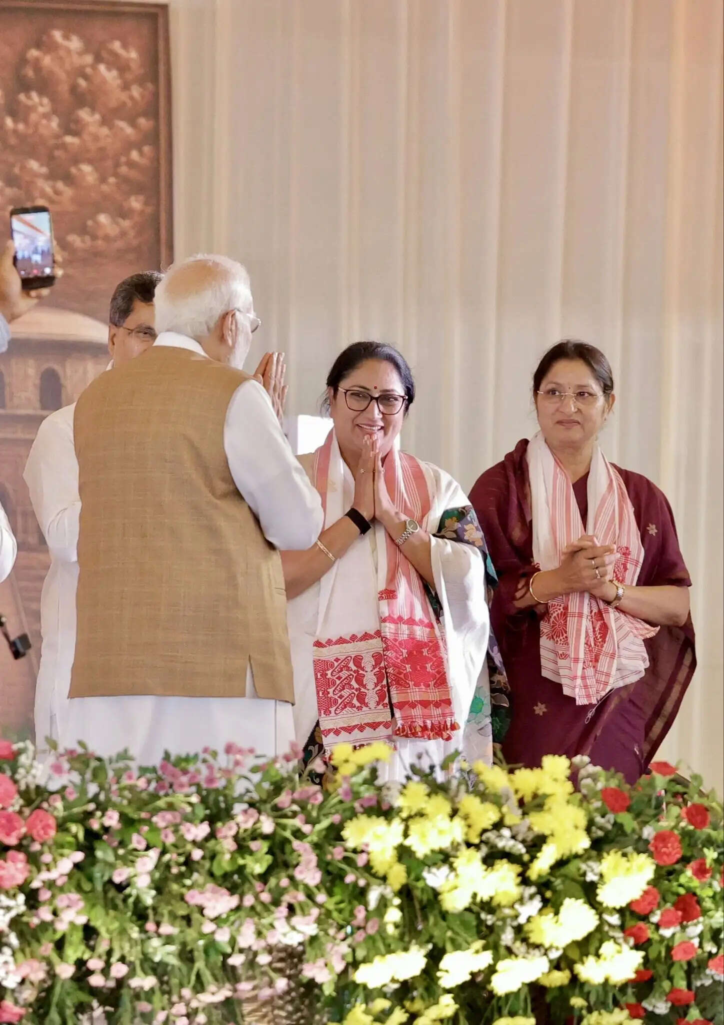मोदी के विजन, नीति से असम विकास की नई ऊंचाइयों को छू रहा : रेखा गुप्ता