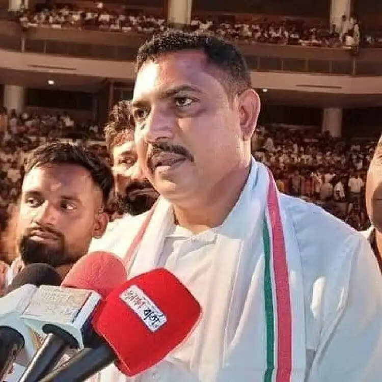 चाय श्रमिकों की जमीन छीनने का आरोप पूरी तरह झूठा और निराधार : धीराज गोवाला