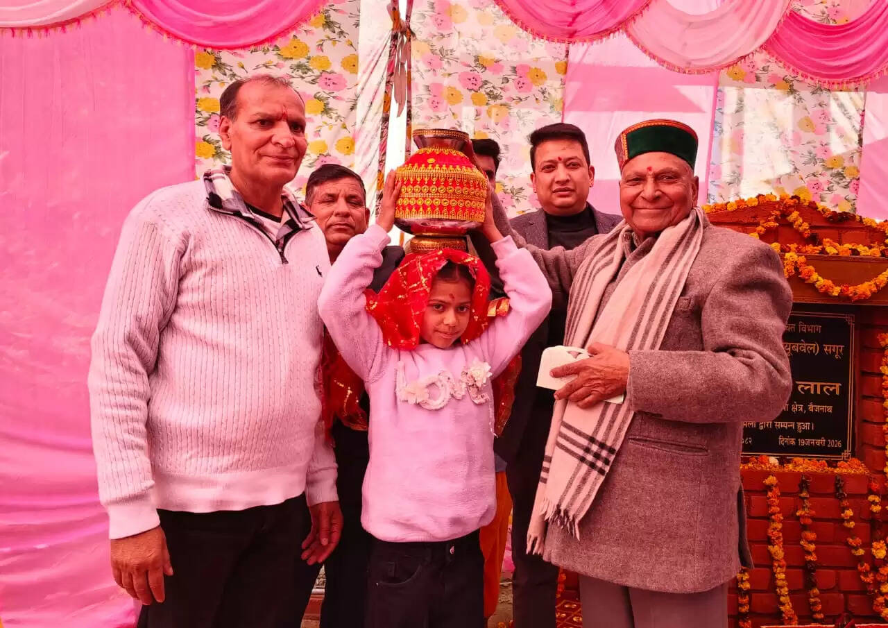 विधायक किशोरी लाल ने किया ट्यूबवेल का लोकार्पण