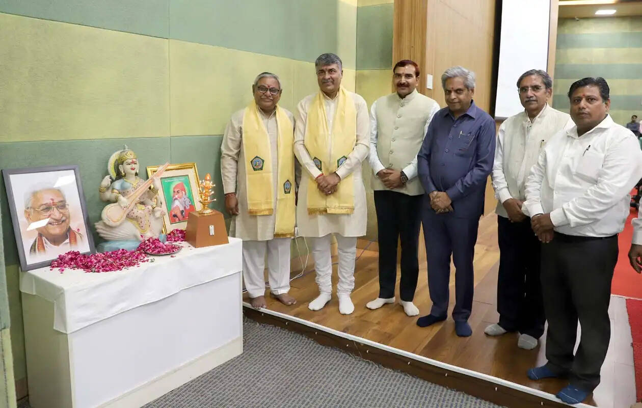 हिसार : हमें प्रकृति का दोहन नहीं बल्कि संरक्षण सिखाती भारतीय सांस्कृतिक परंपराएं : कपिल खन्ना