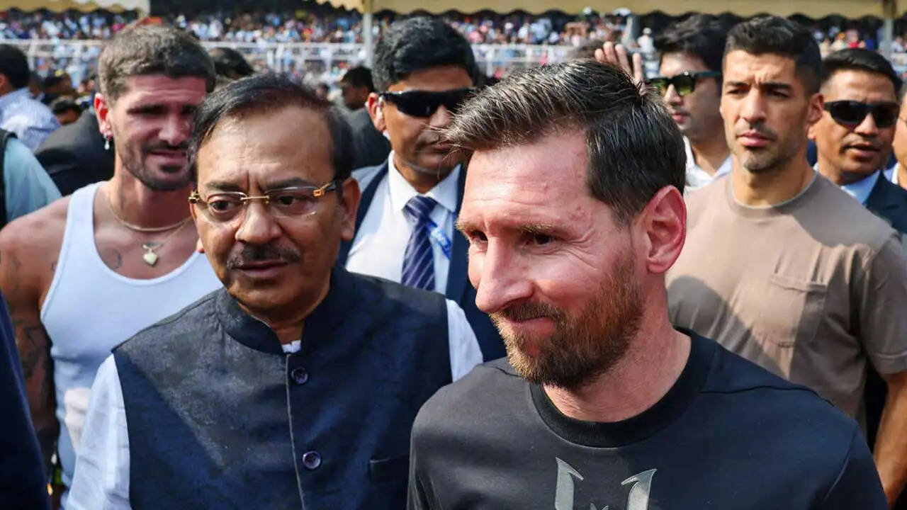 लियोनेल मेसी कार्यक्रम मामले में पूर्व मंत्री अरूप विश्वास ने बारासात अदालत में लगाई अग्रिम जमानत याचिका